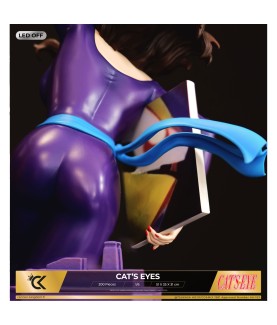 Collector Statue - Cat's Eye - Cat's Eyes