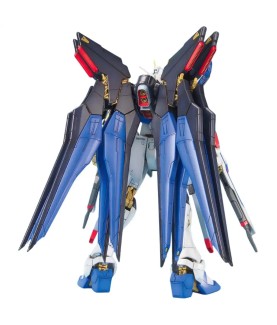 Maquette - Master Grade - Gundam - Strike Freedom