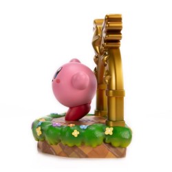 Statue - Kirby - The Goal Door